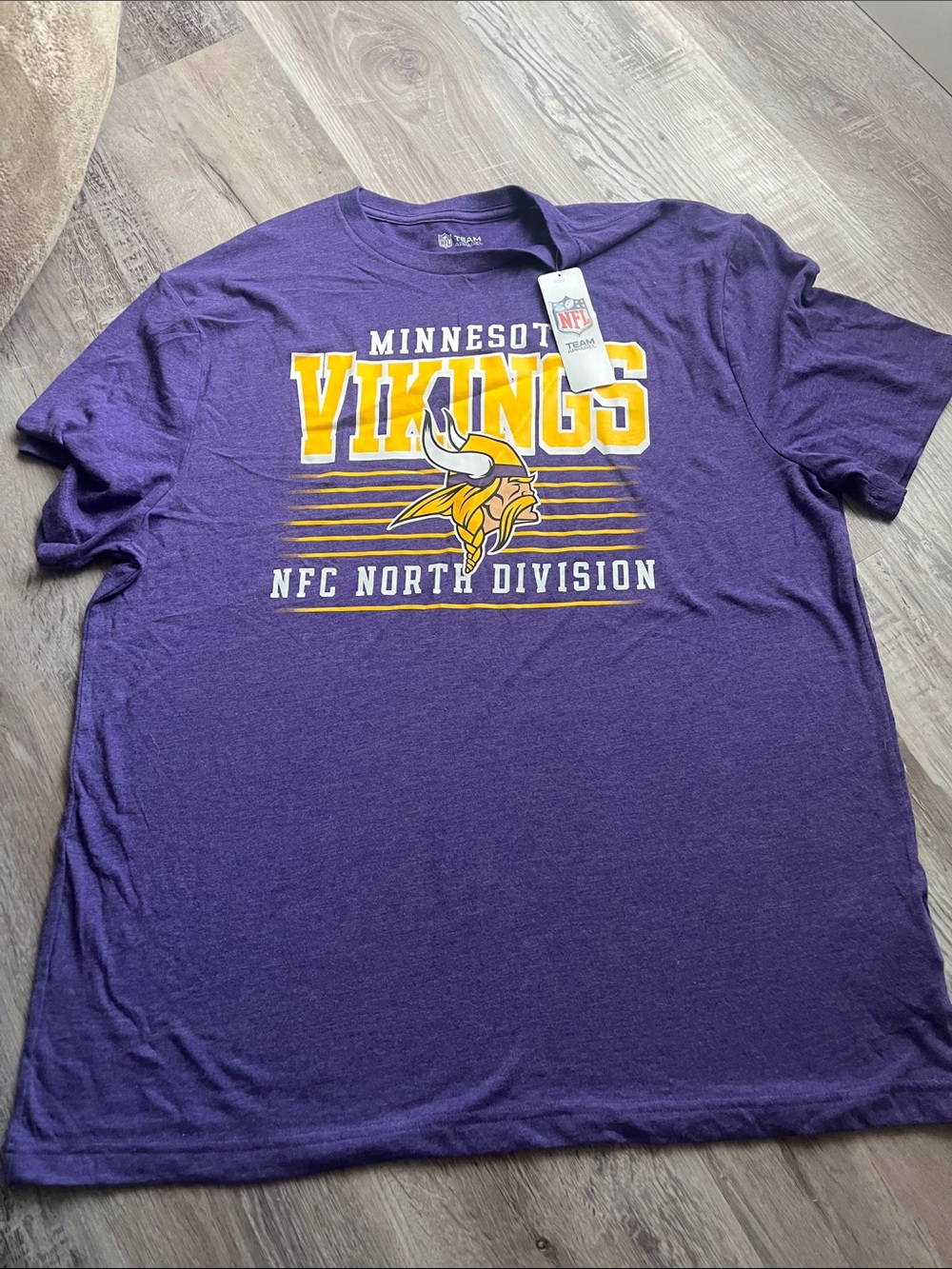 Minnesota Vikings Graphic Short Sleeve Tee - Purple